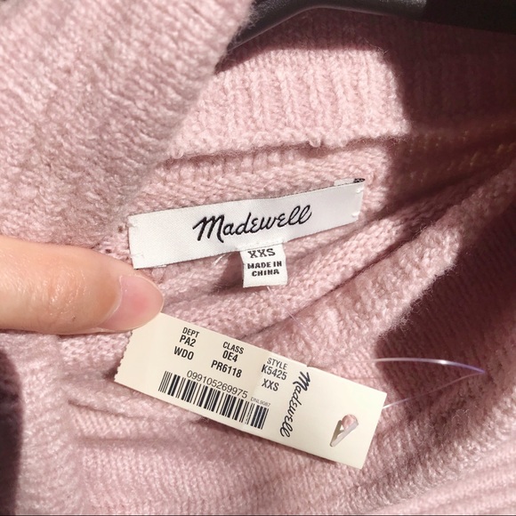 【SOLD】Madewell Belmont Mockneck Sweater - Picture 3 of 6